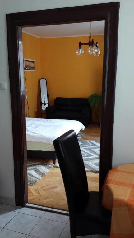 Great Buda Apartman Budapest Esterno foto
